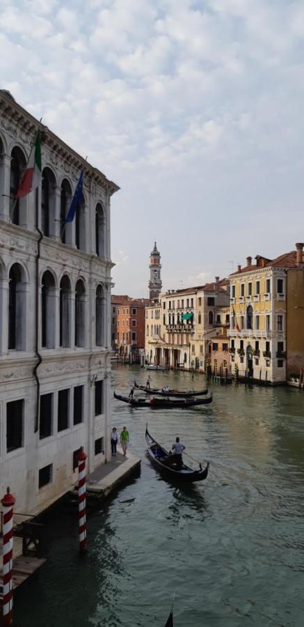 Gondola Show Βενετία Εξωτερικό φωτογραφία